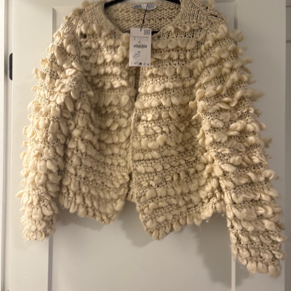New with tags Zara Ivory Pom-Pom Knit Cardigan